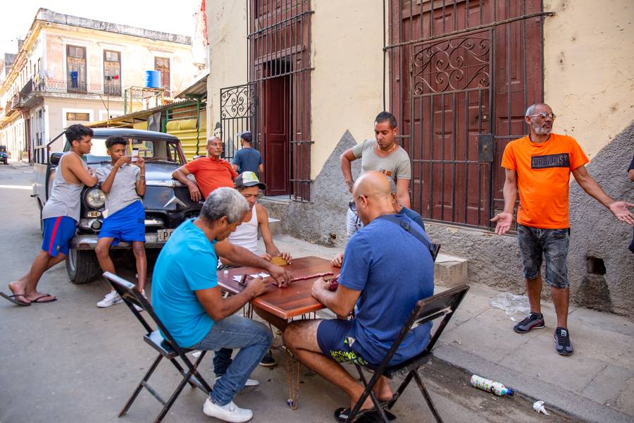 Domino in Havanna, Kuba à Miro May