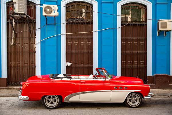 Oldtimer in Havana, Cuba. Havanna, Kuba à Miro May