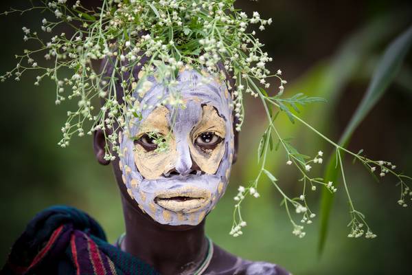 Porträt Frau Suri / Surma Stamm in Omo Valley, Äthiopien, Afrika à Miro May