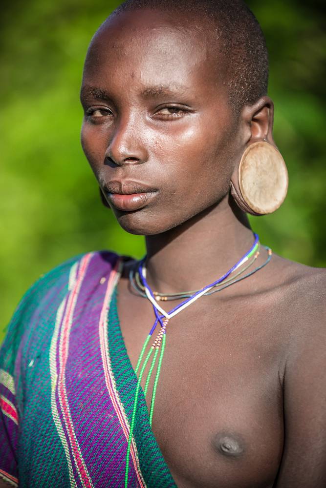 Portrait Suri Stamm in Omo Valley, Äthiopien - Afrika à Miro May