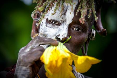 Frau Porträt, Suri / Surma Stamm in Omo Valley, Äthiopien, Afrika