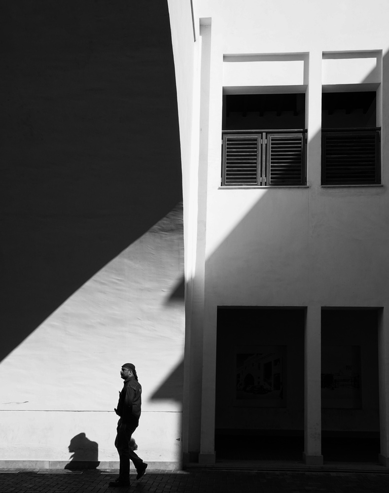 Shadow à Nasser Al-Nasser