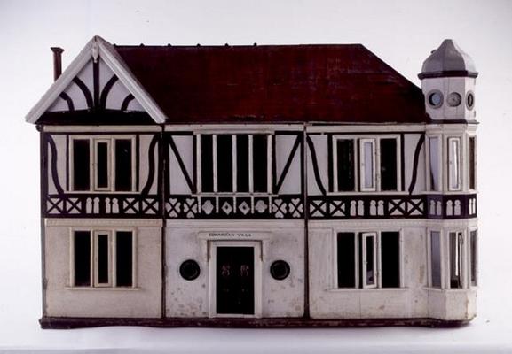 'The Edwardian Villa', a mock-Tudor style dollshouse, view of the front, English, c.1905 (mixed medi à 