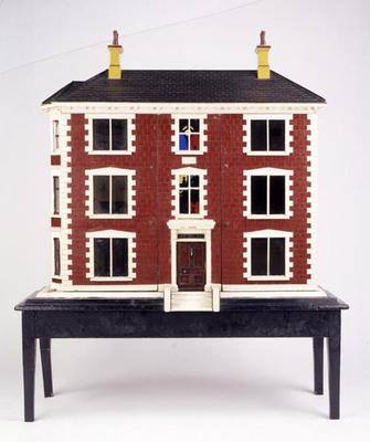 'Ivy Lodge', a rural style dollshouse, view of the front, English, 1886 (mixed media) (see also 1252 à 