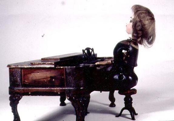 31:Piano Doll, 1874-80, by J.Secor à 