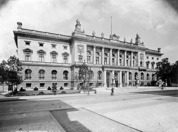 Abgeordnetenhaus Preuß.Landtag/Foto Levy à 