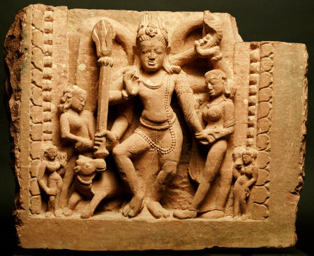 A Central Indian Mottled Red Sandstone Figure Of Siva Nataraja Dancing With The Weight On The Left L à 