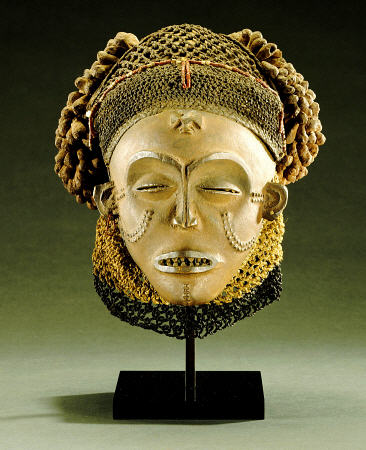 A Chokwe Mask, Mwana Pwo à 