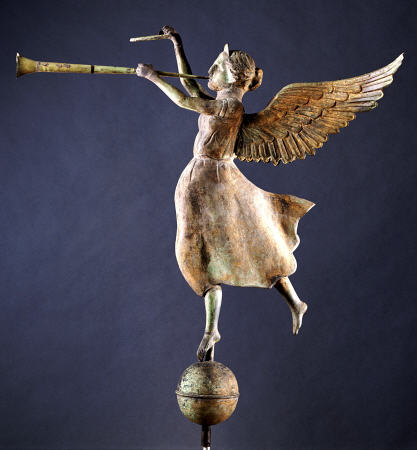 A Gilded And Molded Copper Weathervane Of The Angel Gabriel à 