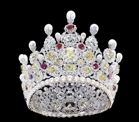 An Extraordinary Coloured Diamond, Diamond, Natural Pearl And Ruby Crown à 