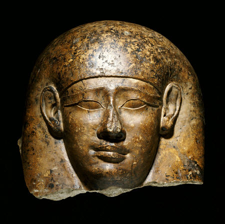 An Over Life-Size Limestone Head From An Anthropoid Sarcophagus à 