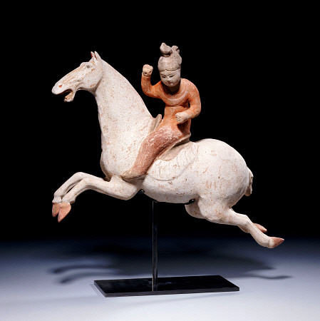A Painted Red Pottery Female Polo Player Astride A Galloping Pony à 