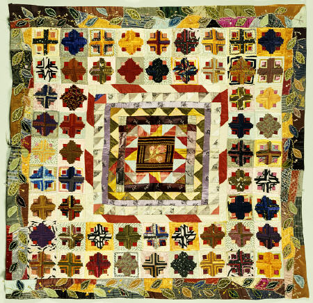 A Pieced Silk Crib Quilt à 