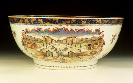 A Rare Famille Rose ''London'' Punchbowl With A View Of The Foundling Hospital, London à 
