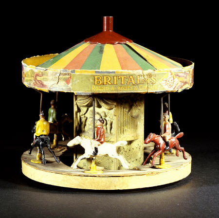 A Rare Model Fairground Carousel à 