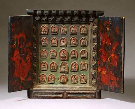A Tibetan Wooden Altar, With Both Doors Painted With Shri Devi On Her Mule And Another Horse Riding à 