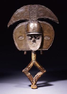 A Fine Kota Reliquary Figure, Mbulu Ngulu