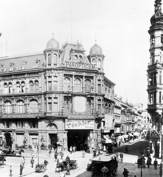 Berlin,Außenansicht Kaiser-Galerie/Levy à 