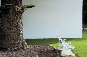 Bench on lawn, Karaikal (photo) 