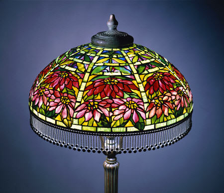 Detail From A Poinsettia Leaded Glass And Bronze Floor Lamp By Tiffany Studios à 