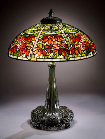 Double Poinsettia Leaded Glass And Bronze Table Lamp à 