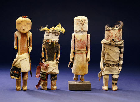 Four Hopi Cottonwood Kachina Dolls à 