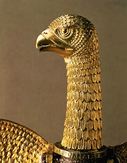 Head of an eagle, detail of 12th century ornamentation of an antique porphyry vessel transformed to  à 