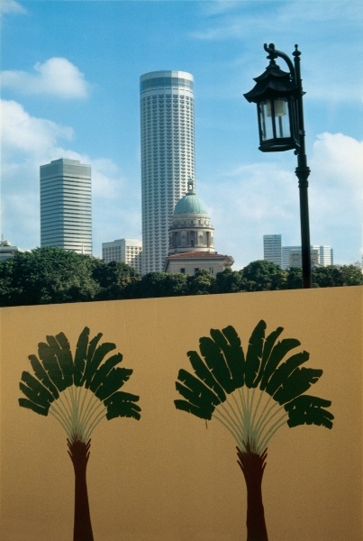 Illustrated screen covers new construction work, Singapore (photo)  à 