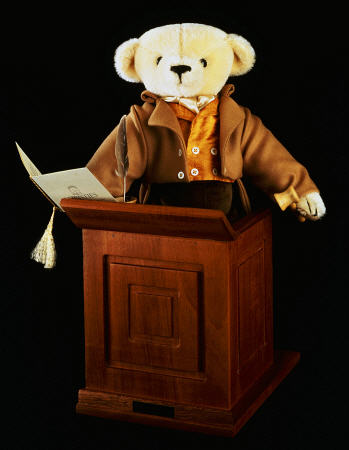 James, A Merrythought Bear Modelled On Auctioneer, James Christie à 