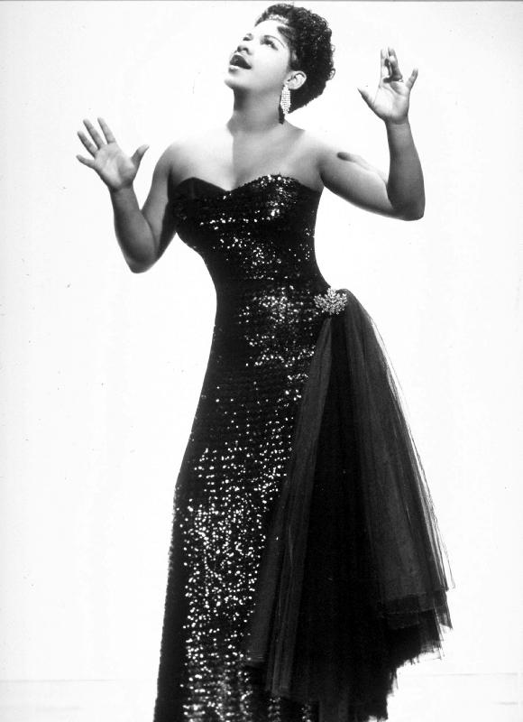 jazz, rhythm & blues and gospel Singer Ruth Brown à 