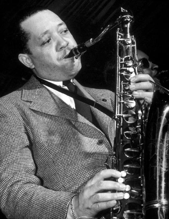 Jazz saxophonist Lester Young à 