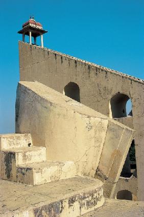 Jantar Mantar astronomical observatory (photo) 