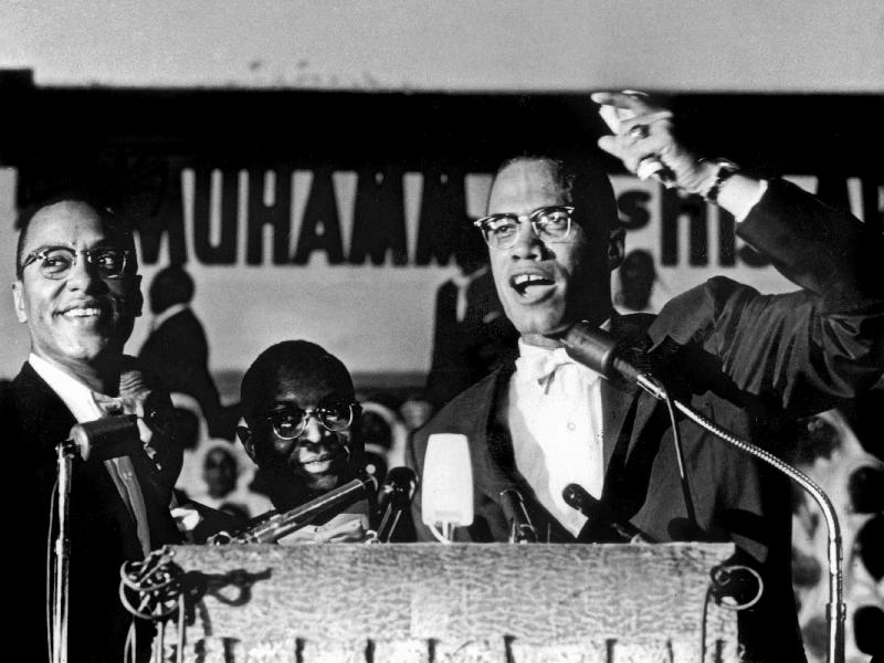 Malcolm X during a speech during a rally of Nation of Islam at Uline Arena, Washington, photo by Ric à 