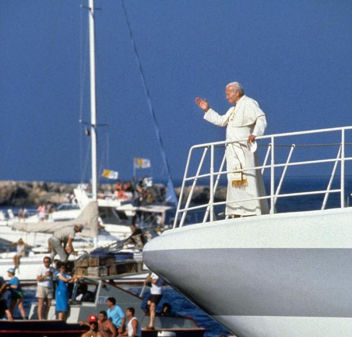 Pope John Paul II during travel in USA à 