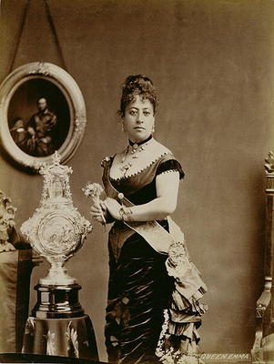 Queen Emma (1836-85) (sepia photograph) à 