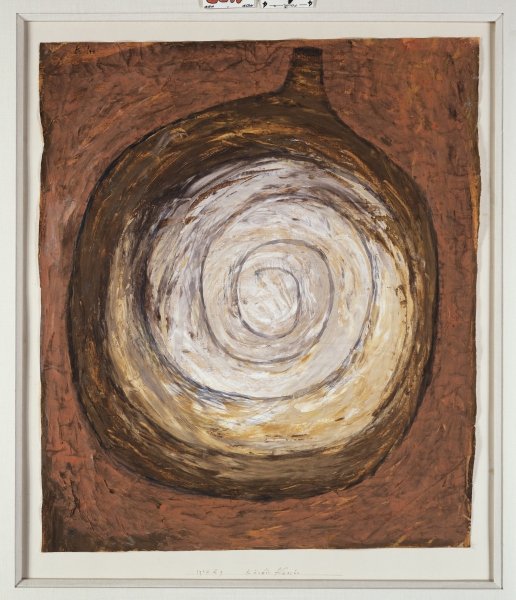 Rounded Bottle, 1934 (gouache on tan paper)  à 