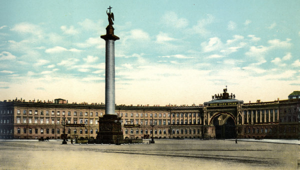 St. Petersburg , Alexander Column à 