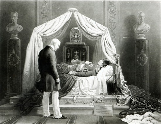 The wax model of the Duke of Wellington gazing at Napoleon à 