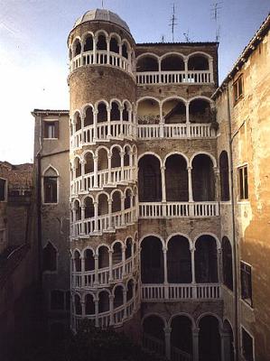 The Bovolo Staircase, from the Palazzo Contarini dal Bovolo, designed by Giovanni Candi, 1499 à 
