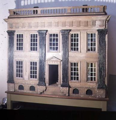 'The Great House' English doll's house, c.1750, thought to come from Cheshire or Lancashire (wood) à 