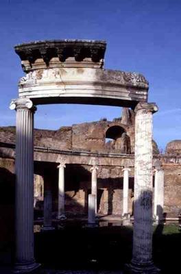 View of a colonnade, Roman, 2nd century AD (photo) à 