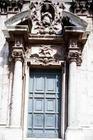 View of the church doorway (photo)