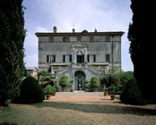 View of the garden facade, designed by Carlo Fontana (1634-1714) 1680 (photo)