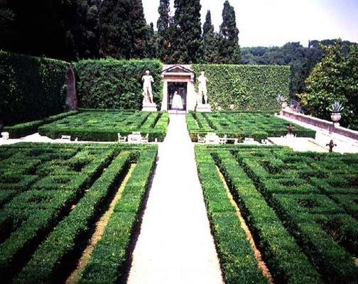 View of the walkway leading to the entrance to the park, designed for Cardinal Giuliano de'Medici (1 à 