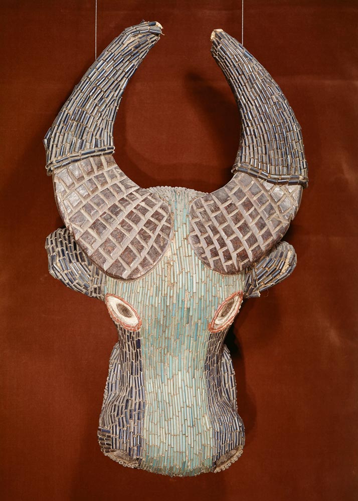 Water Buffalo Mask / Bamileke, Gabun / à 