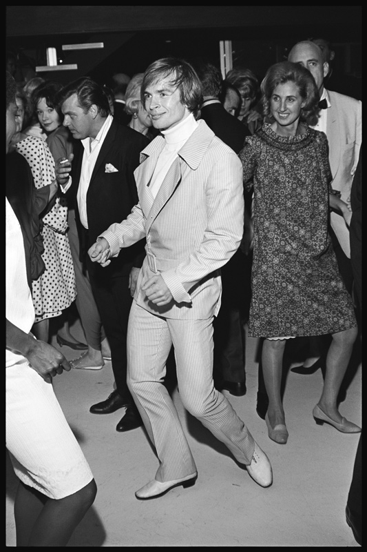 Rudolf Nureyev at a Malibu house party à Orlando Suero