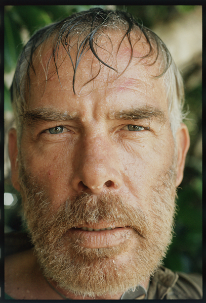 Lee Marvin on set for Hell in the Pacific à Orlando Suero