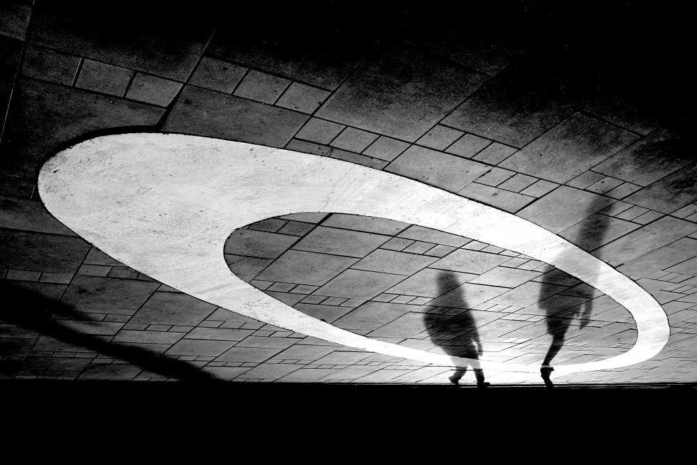Shadows in the Ring à Panfil Pirvulescu