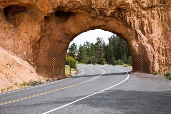 Tunnel Bryce Canyon Utah USA à Peter Mautsch
