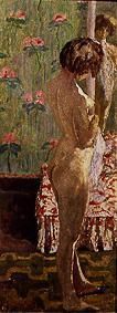 nu d'une femme en avant papier peint gebluemter à Pierre Bonnard